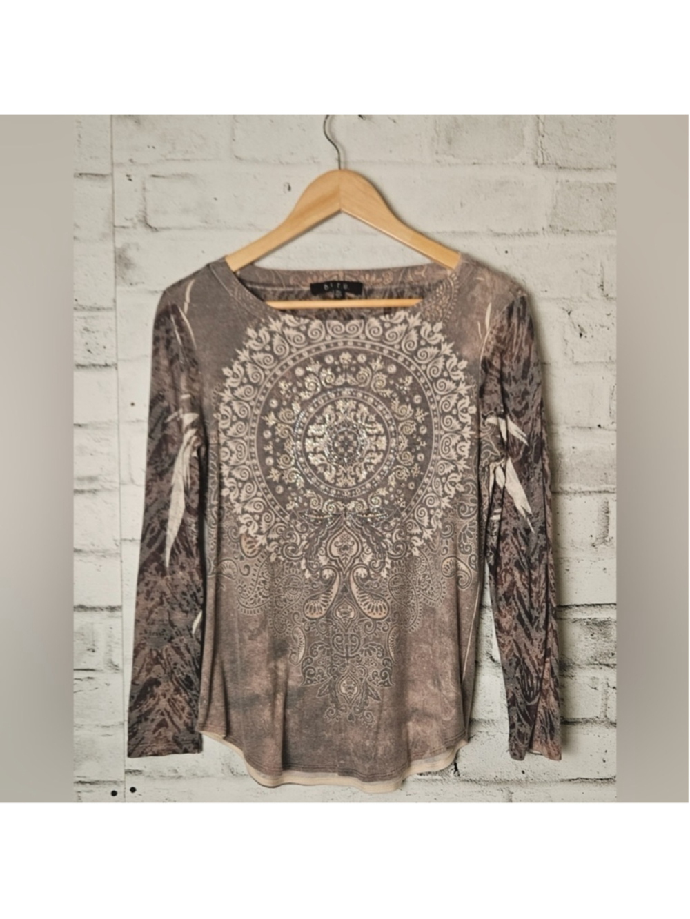 BLEU Womens Medium Boho Mandala Paisley Print Long Sleeve Scoop Neck Top